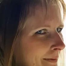 Claire Robinsonon Anonymous Radio (Lorax Live 2012).